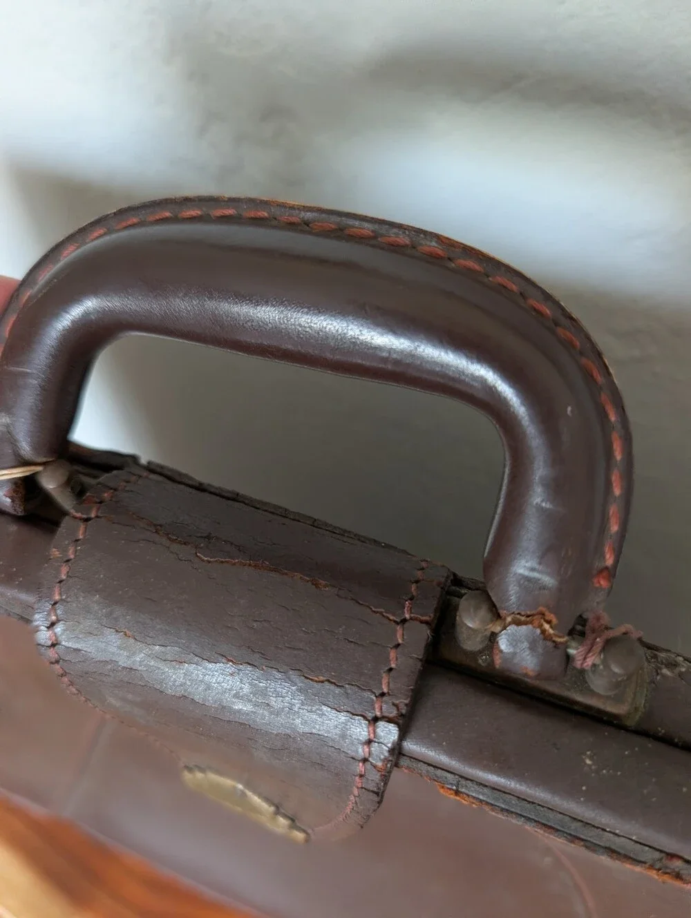 Vintage 60's 70's GOVT Classic Brown Leather Briefcase